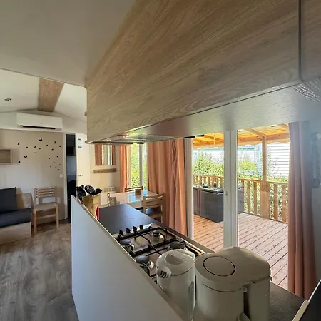 529, Air Conditioning, Near Fun Zone Siblu 4 *