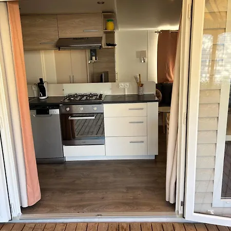 529, Air Conditioning, Near Fun Zone Siblu 4 Apartment *